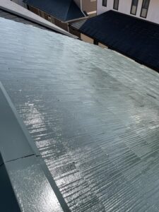 栃木県足利市にてコロニアル屋根をラジカル塗料で塗り替え